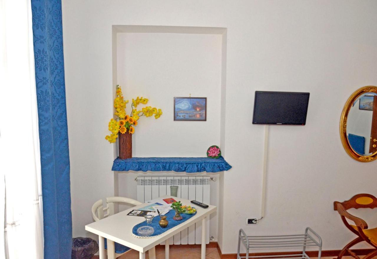 Bed & Breakfast A Castel Capuano Napels Buitenkant foto