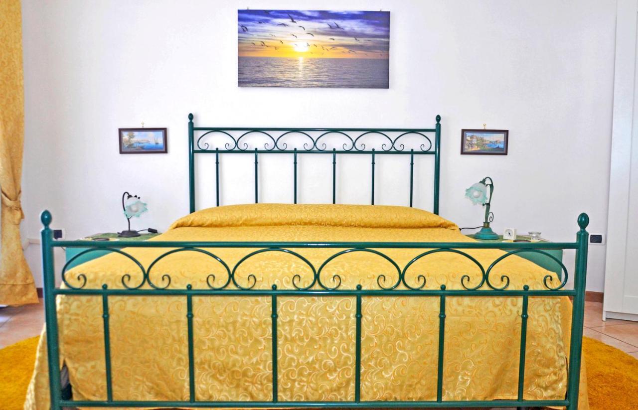 Bed & Breakfast A Castel Capuano Napels Buitenkant foto