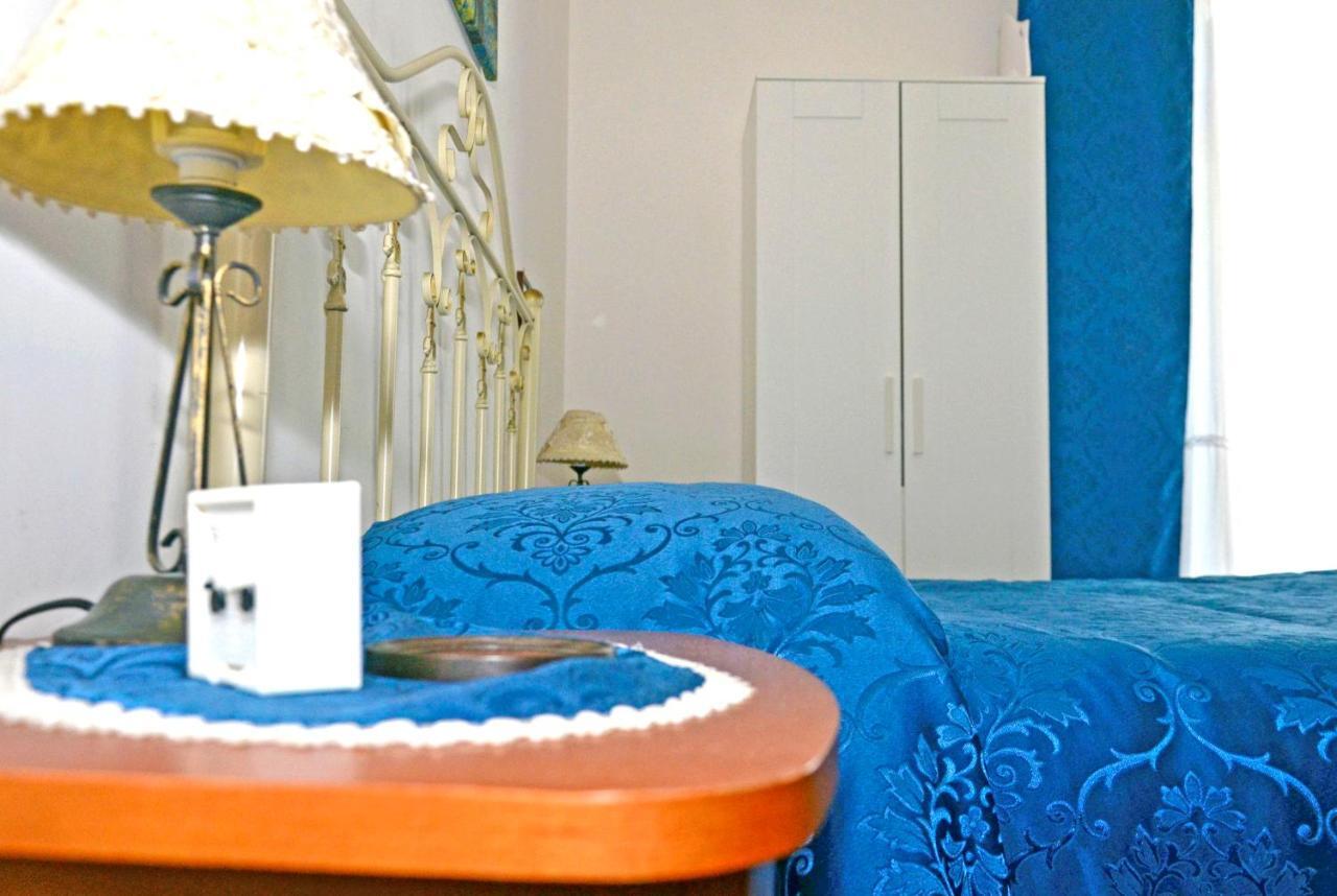 Bed & Breakfast A Castel Capuano Napels Buitenkant foto