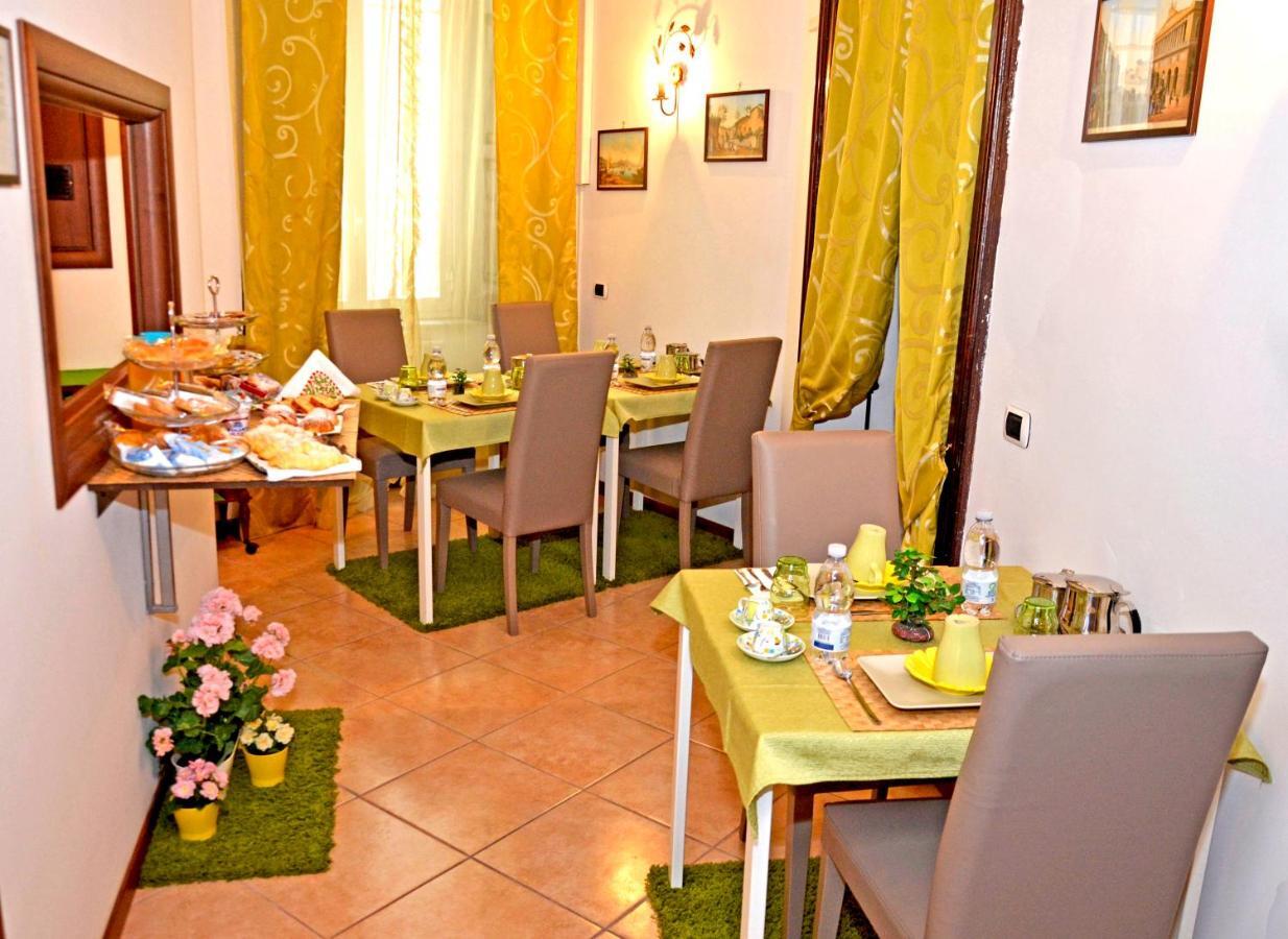 Bed & Breakfast A Castel Capuano Napels Buitenkant foto