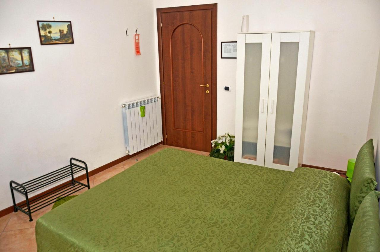 Bed & Breakfast A Castel Capuano Napels Buitenkant foto
